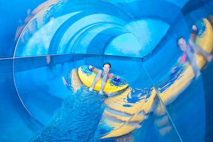 Orenburg의 Aquapark : 개장 시간은 언제입니까?