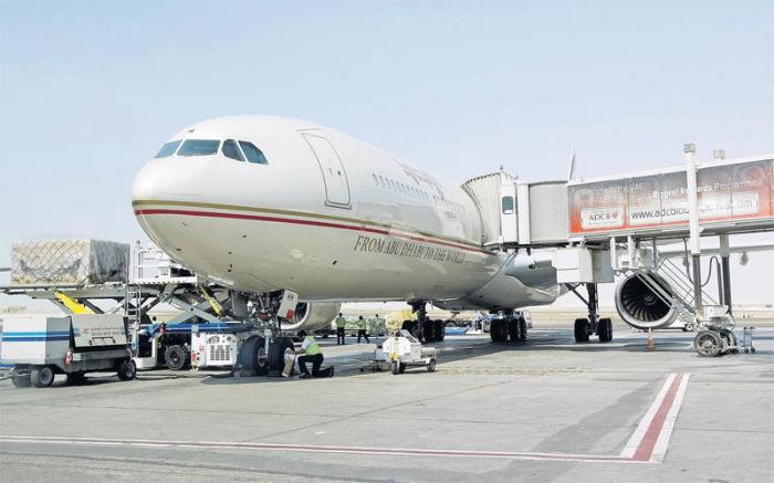 아부 다비, 공항. 세계 공항