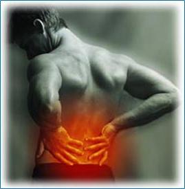 왜 척추에 통증이 있고 그것으로 무엇을해야합니까?